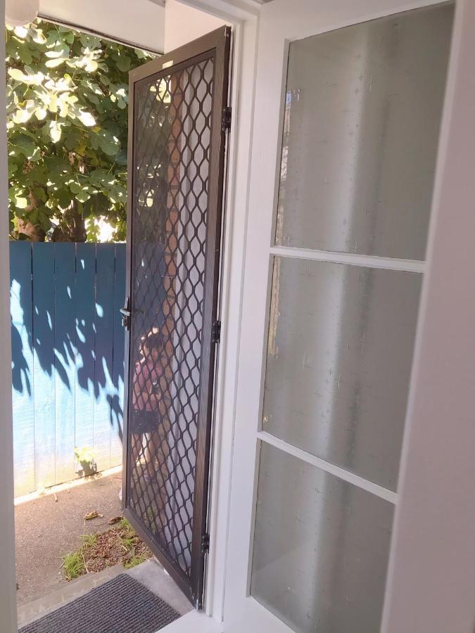 Bright Eden Park Two Bed Townhouse Private Parking Apartment Оукланд Екстериор снимка