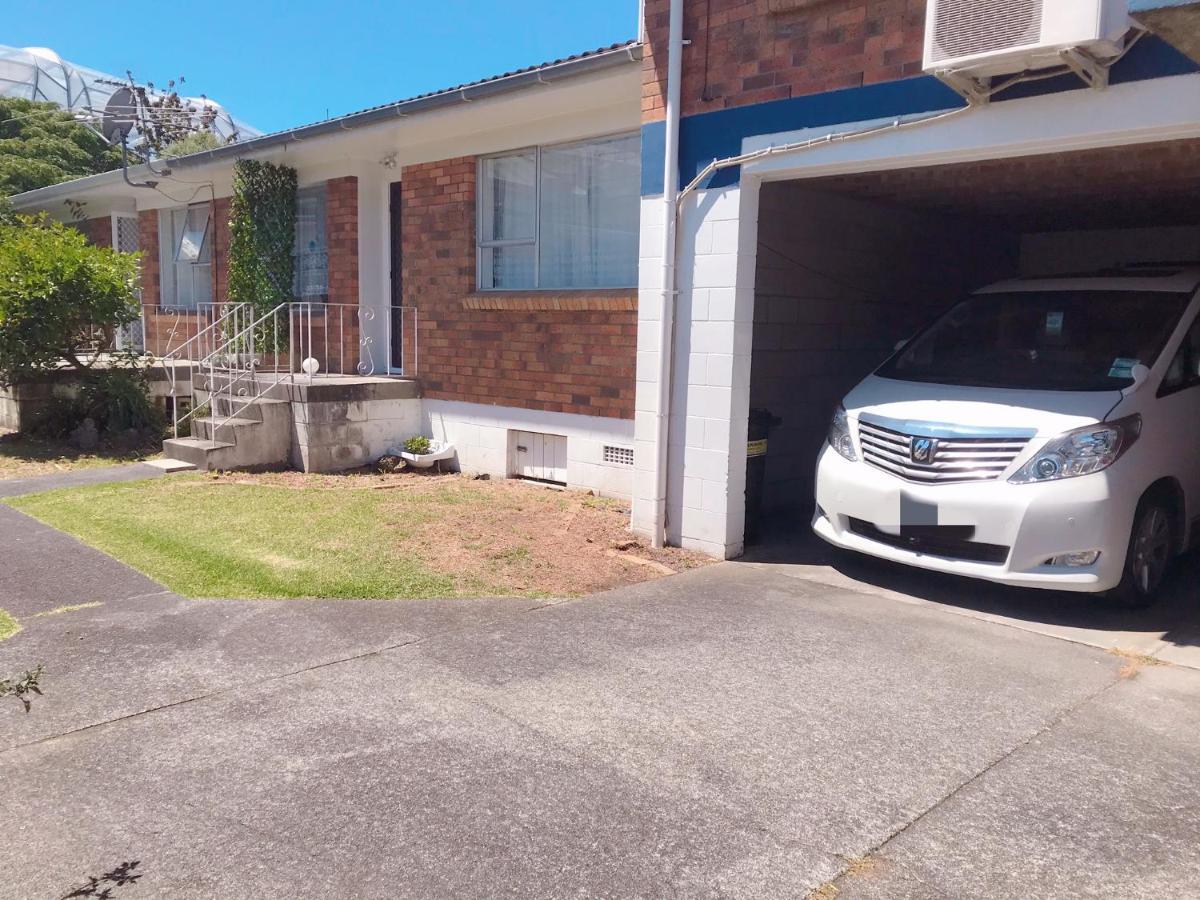 Bright Eden Park Two Bed Townhouse Private Parking Apartment Оукланд Екстериор снимка