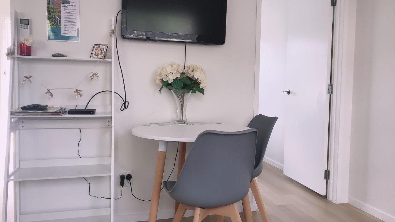 Bright Eden Park Two Bed Townhouse Private Parking Apartment Оукланд Екстериор снимка